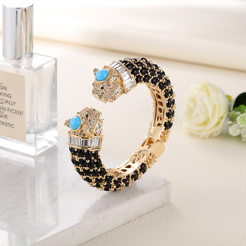 Sally's Paradise Animal Bracel - Paradise Jewelry & Watches Dolphin Mall 评论和价格