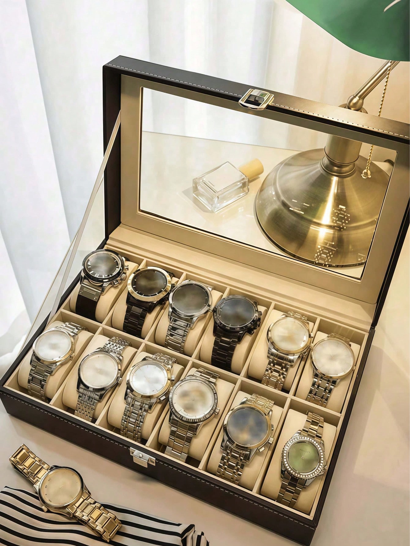 Leather Watch Box with Lock, L - High Jewelry Watches 评论和价格