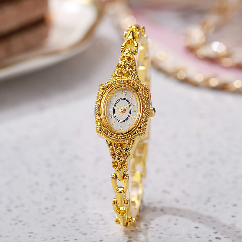Retro Barrel Shape Women Watch - Jewelry Watches For Ladies 评论和价格