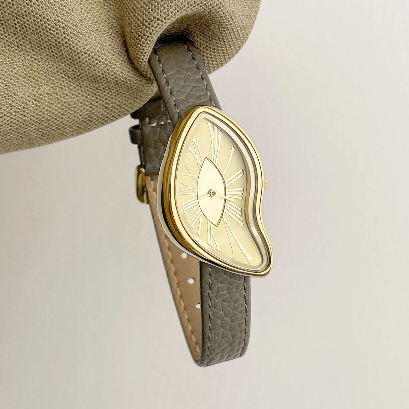 High end Retro Creative Watch  - High Jewelry Watches 评论和价格
