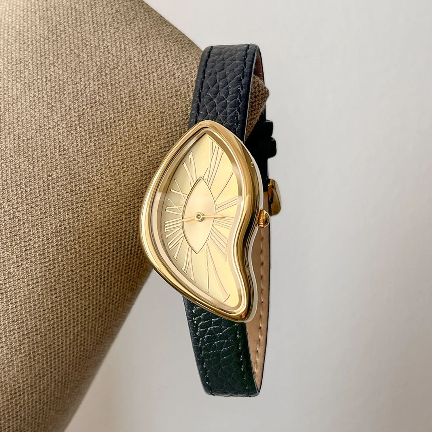 High end Retro Creative Watch  - High Jewelry Watches 评论和价格