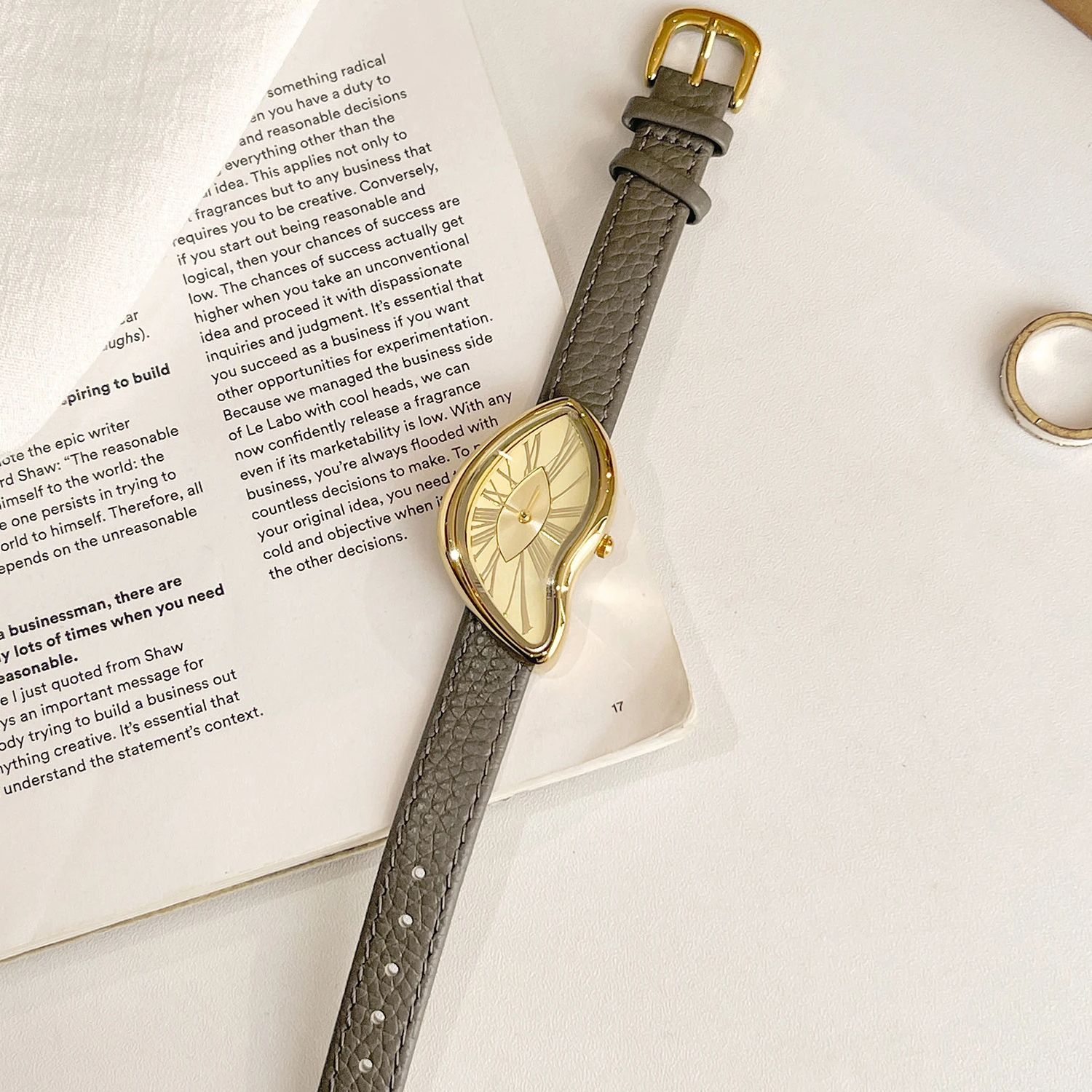 High end Retro Creative Watch  - High Jewelry Watches 评论和价格